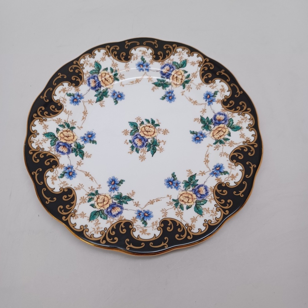 Royal Albert 100 Years 1910s Duchess Bone China Plate Black Gold Floral Scallop - Picture 4 of 10